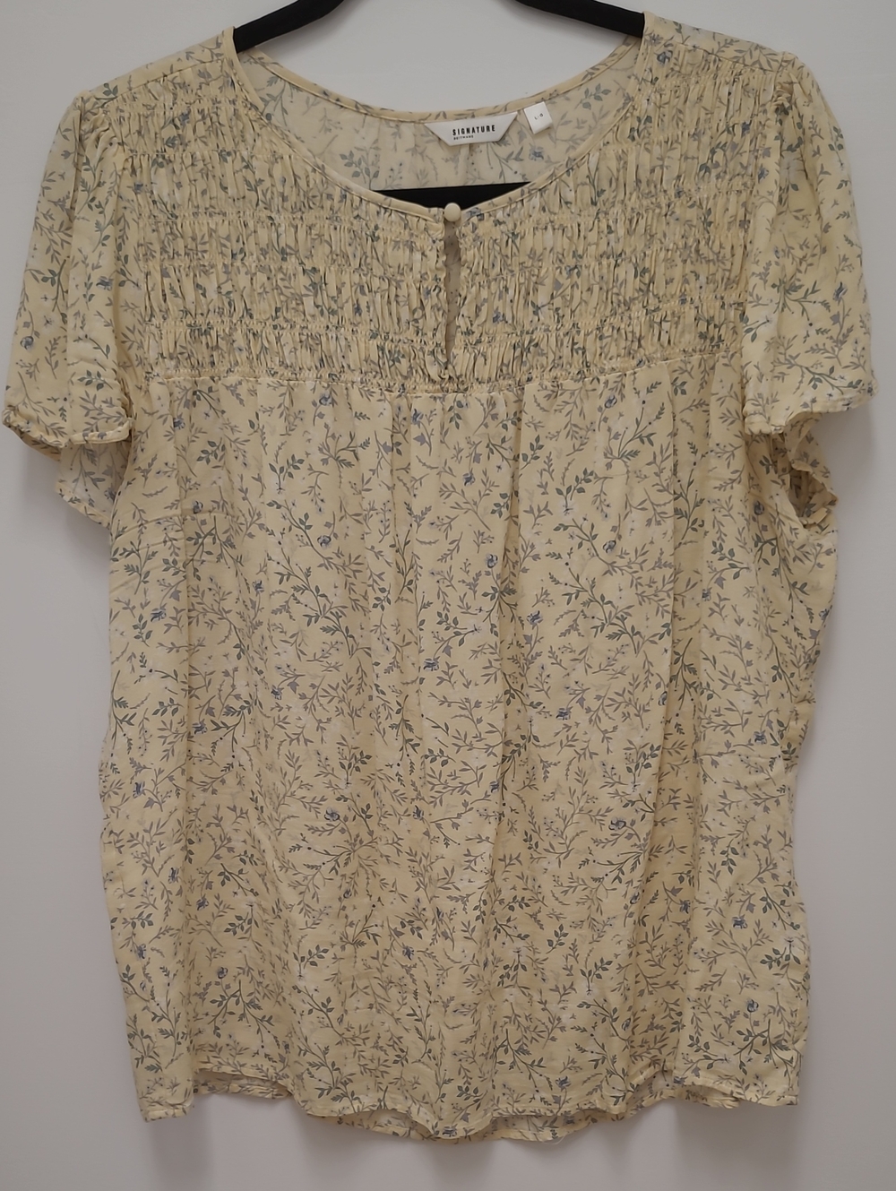 Signature Cream Floral Short-Sleeve Smocked Yoke Blouse
